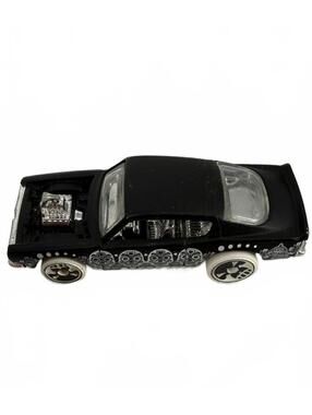 Hot Wheels King Kuda Dia De Los Muertos Black Sugar Skull Halloween Car Loose